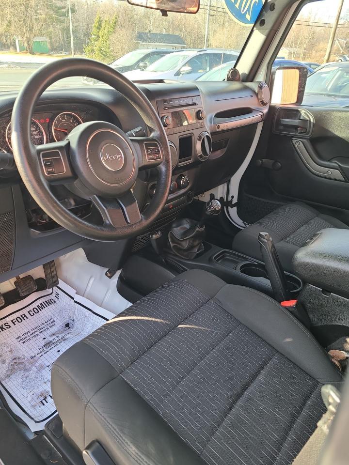 2012 Jeep Wrangler SPORT - Photo #3