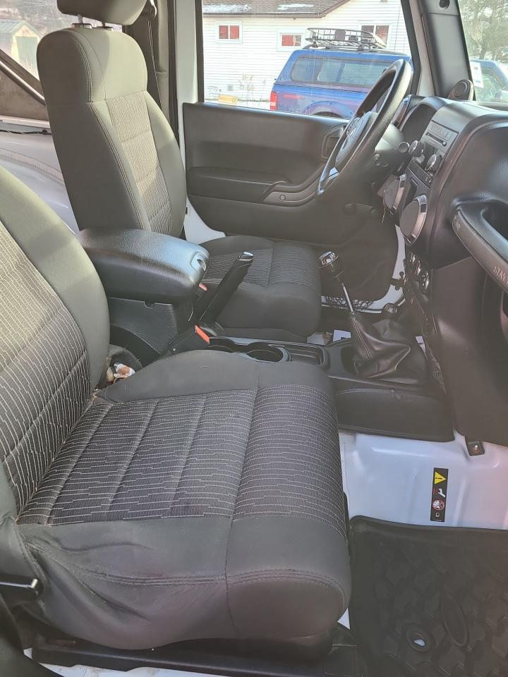 2012 Jeep Wrangler SPORT - Photo #7