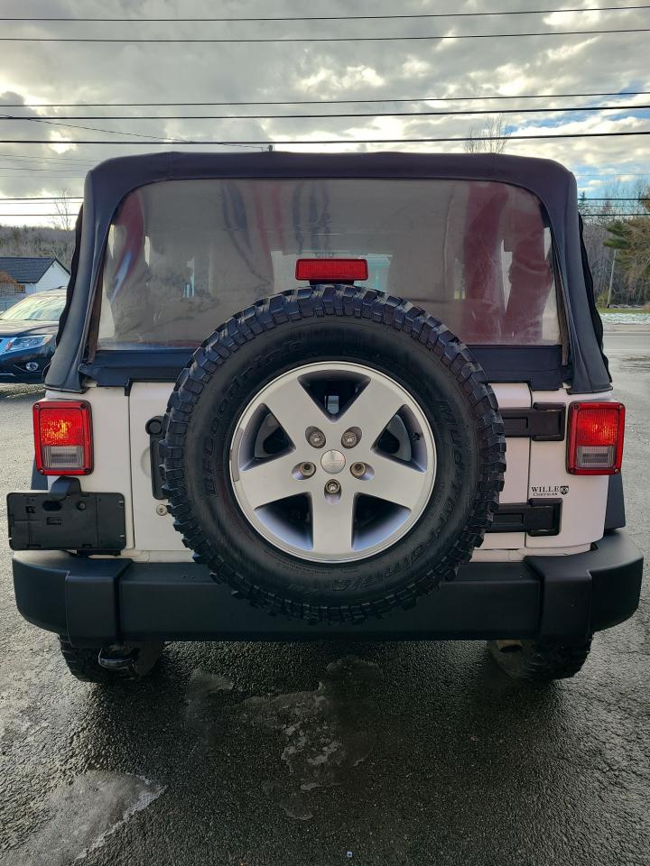 2012 Jeep Wrangler SPORT - Photo #8