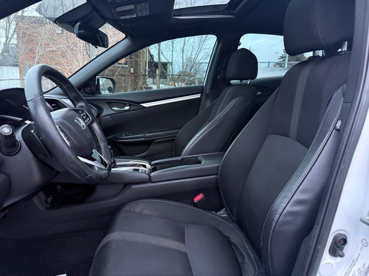 2020 Honda Civic Sport Photo