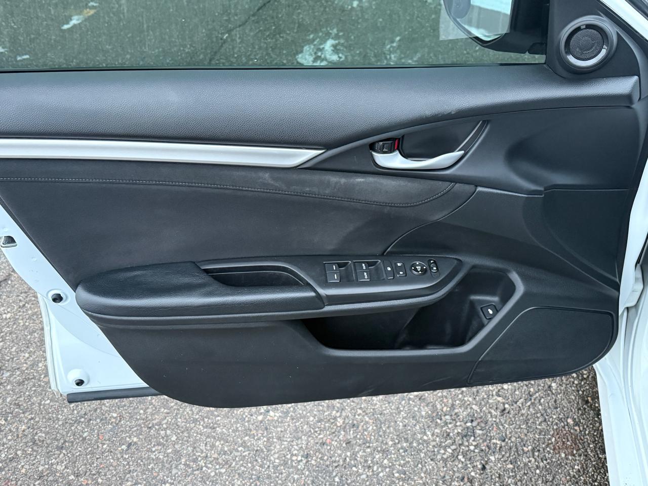 2020 Honda Civic Sport Photo