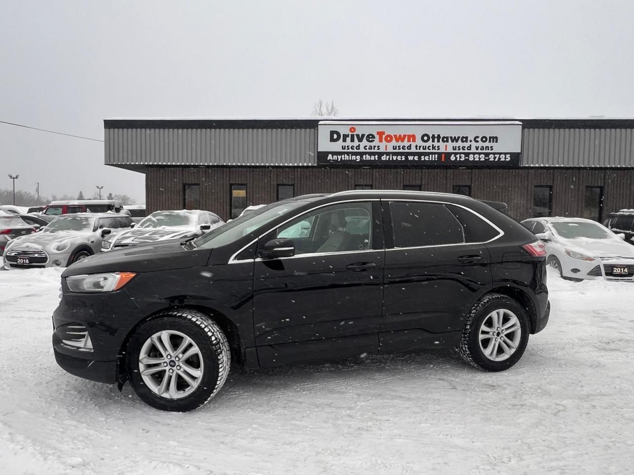 2019 Ford Edge SEL Photo