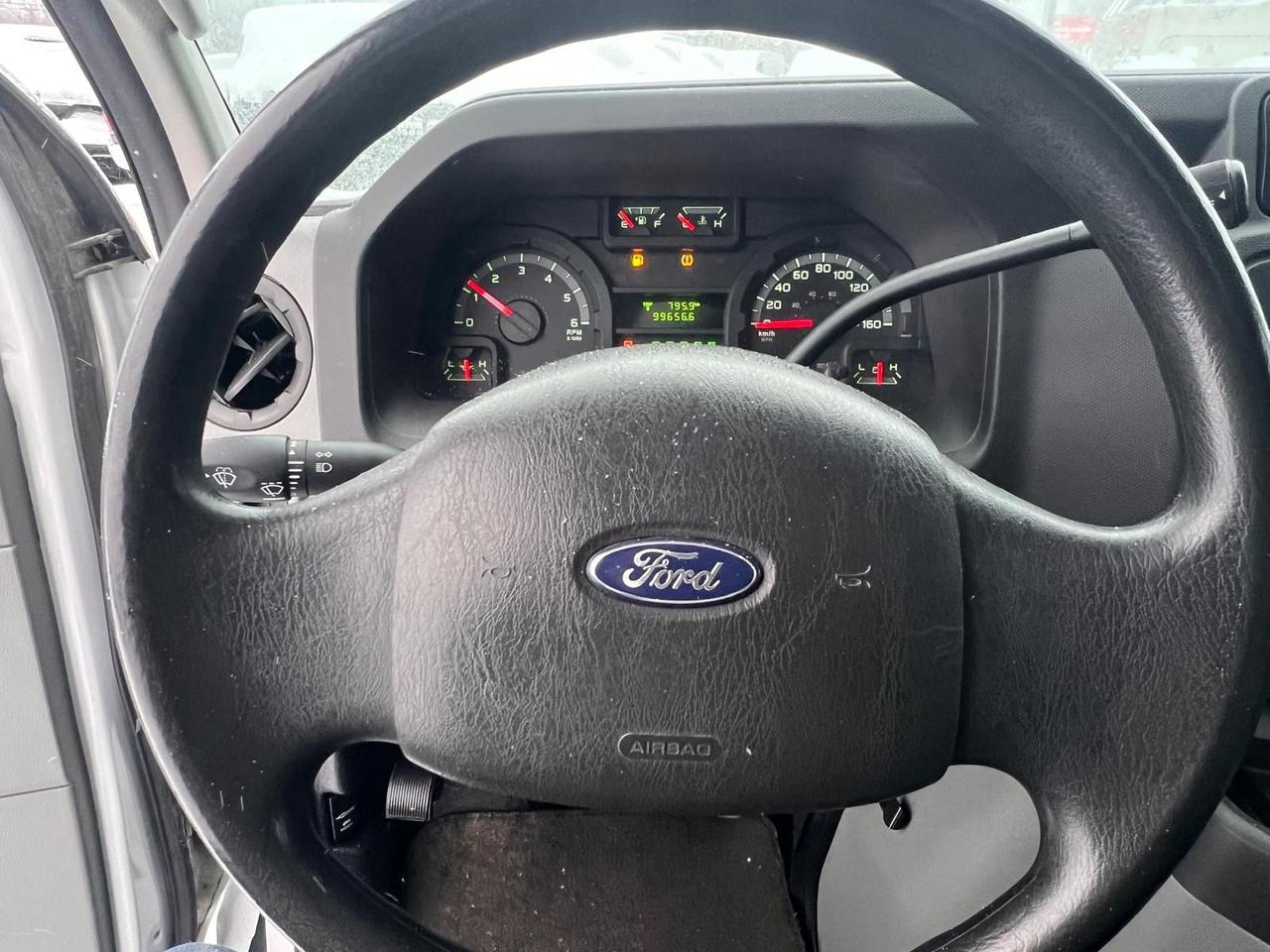 2012 Ford Econoline Commercial Photo