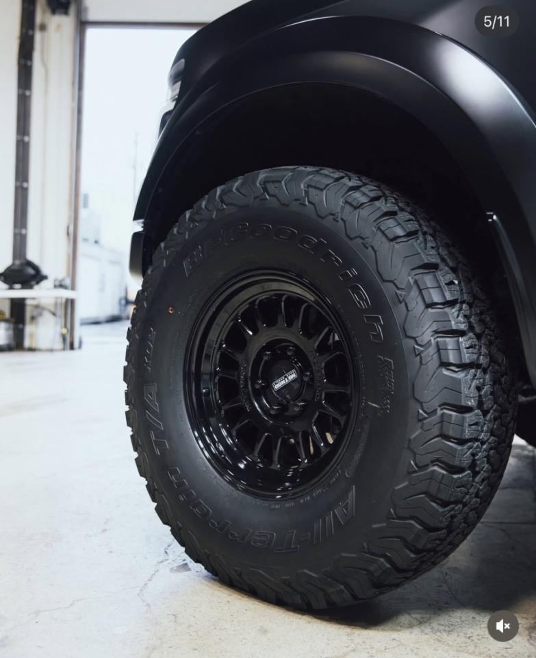 2024 Ford F-150 RAPTOR Photo2