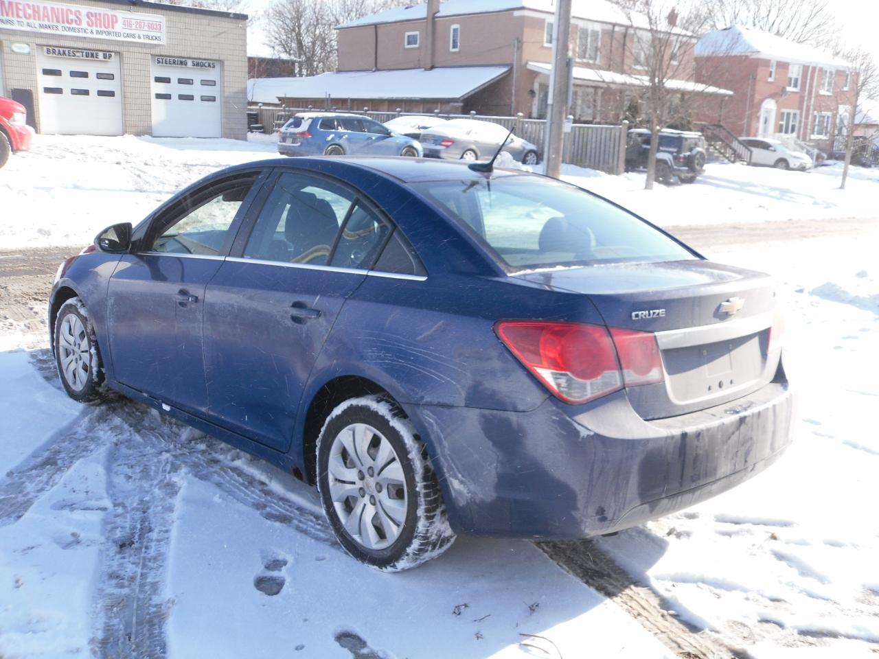2012 Chevrolet Cruze 4dr Sdn LT Turbo w/1SA Photo