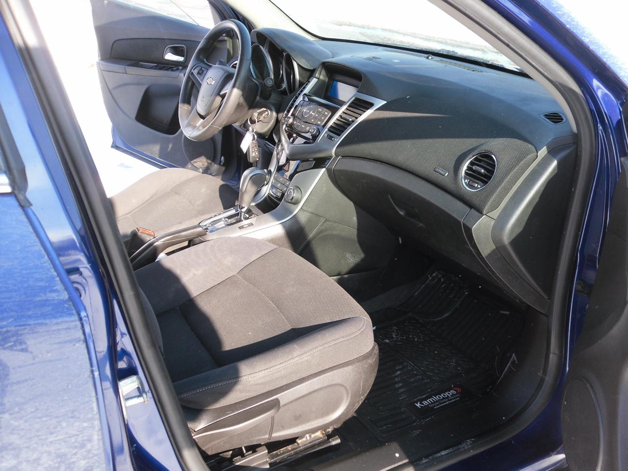 2012 Chevrolet Cruze 4dr Sdn LT Turbo w/1SA Photo