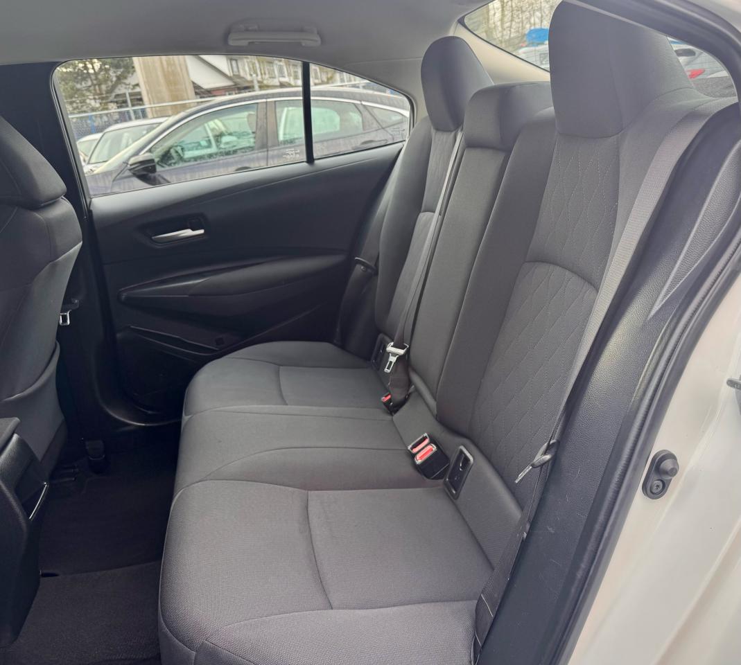 2020 Toyota Corolla FINANCING AVAILABLE Photo14