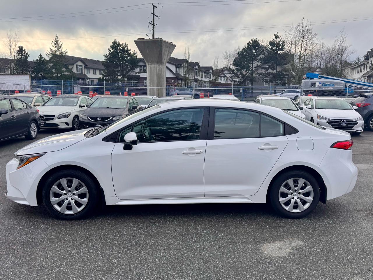 2020 Toyota Corolla FINANCING AVAILABLE Photo8