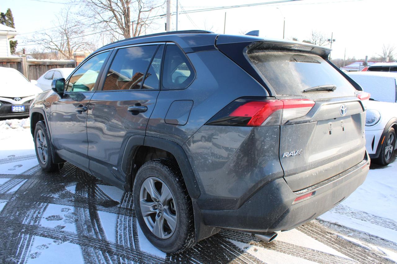 2024 Toyota RAV4 Hybrid XLE AWD Photo