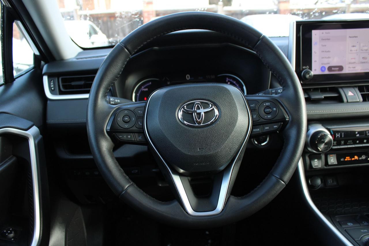 2024 Toyota RAV4 Hybrid XLE AWD Photo