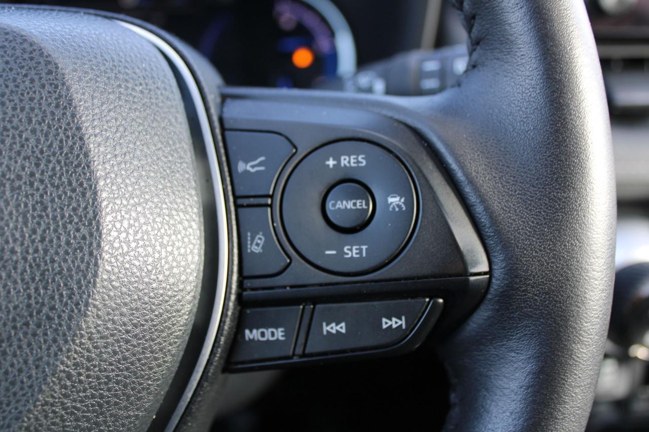 2024 Toyota RAV4 Hybrid XLE AWD Photo