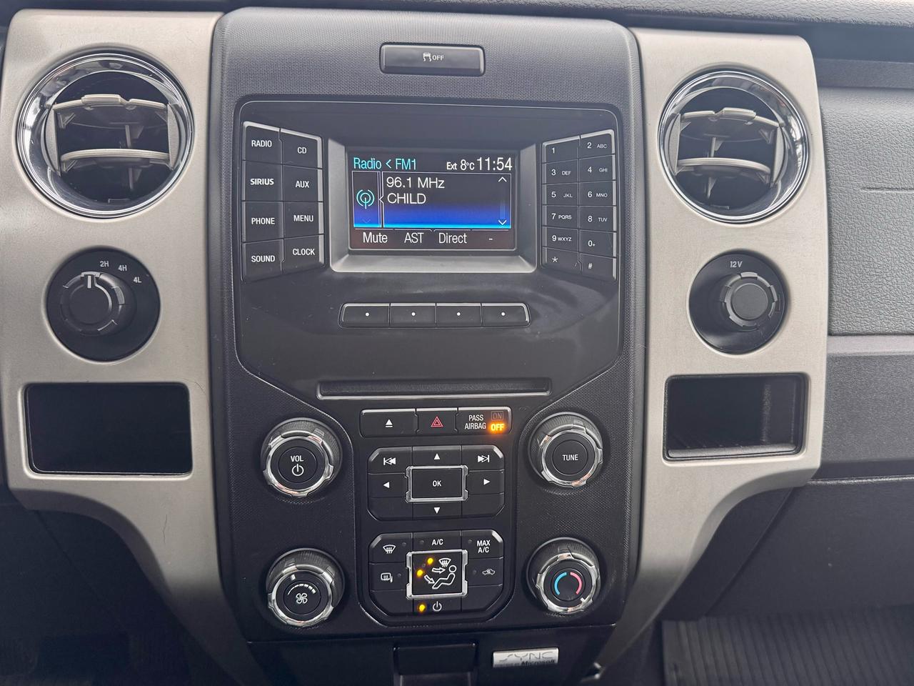 2014 Ford F-150 FINANCING AVAILABLE Photo12