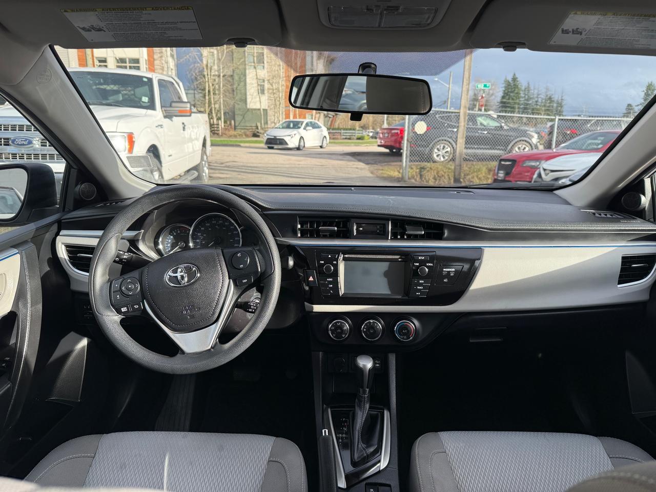 2016 Toyota Corolla FINANCING AVAILABLE Photo10