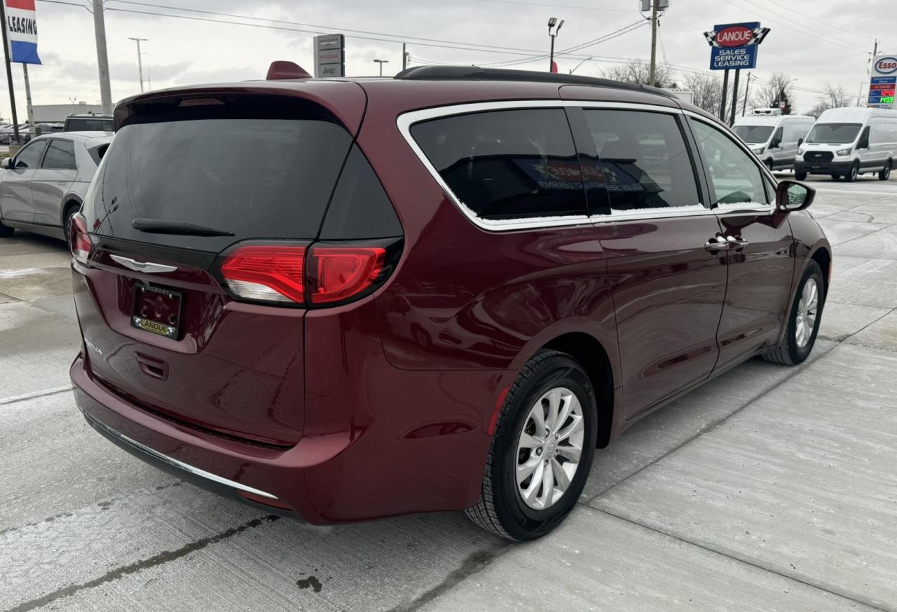 2019 Chrysler Pacifica Touring Plus 2WD Photo