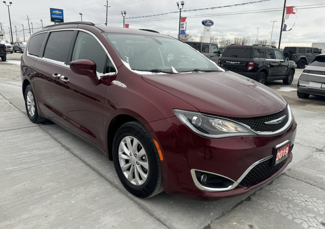 2019 Chrysler Pacifica Touring Plus 2WD Photo