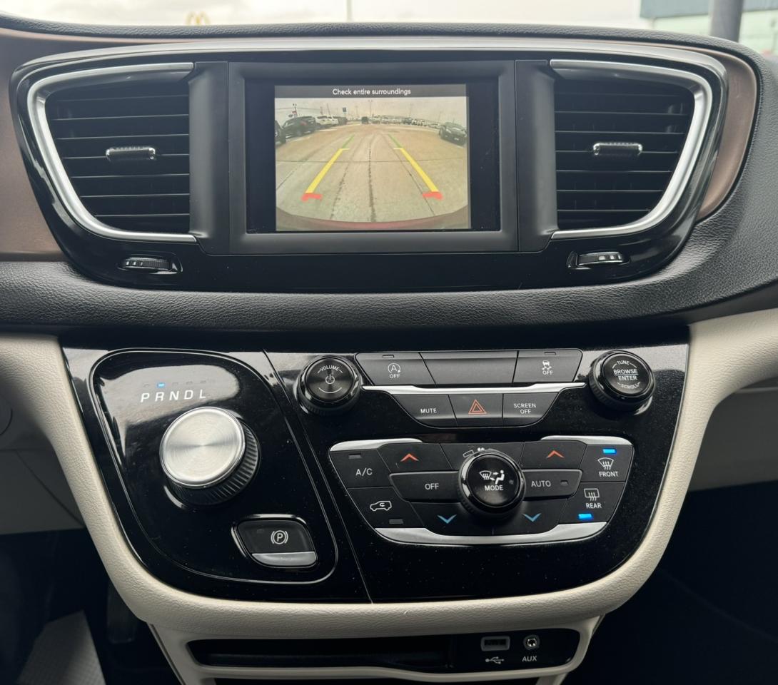 2019 Chrysler Pacifica Touring Plus 2WD Photo