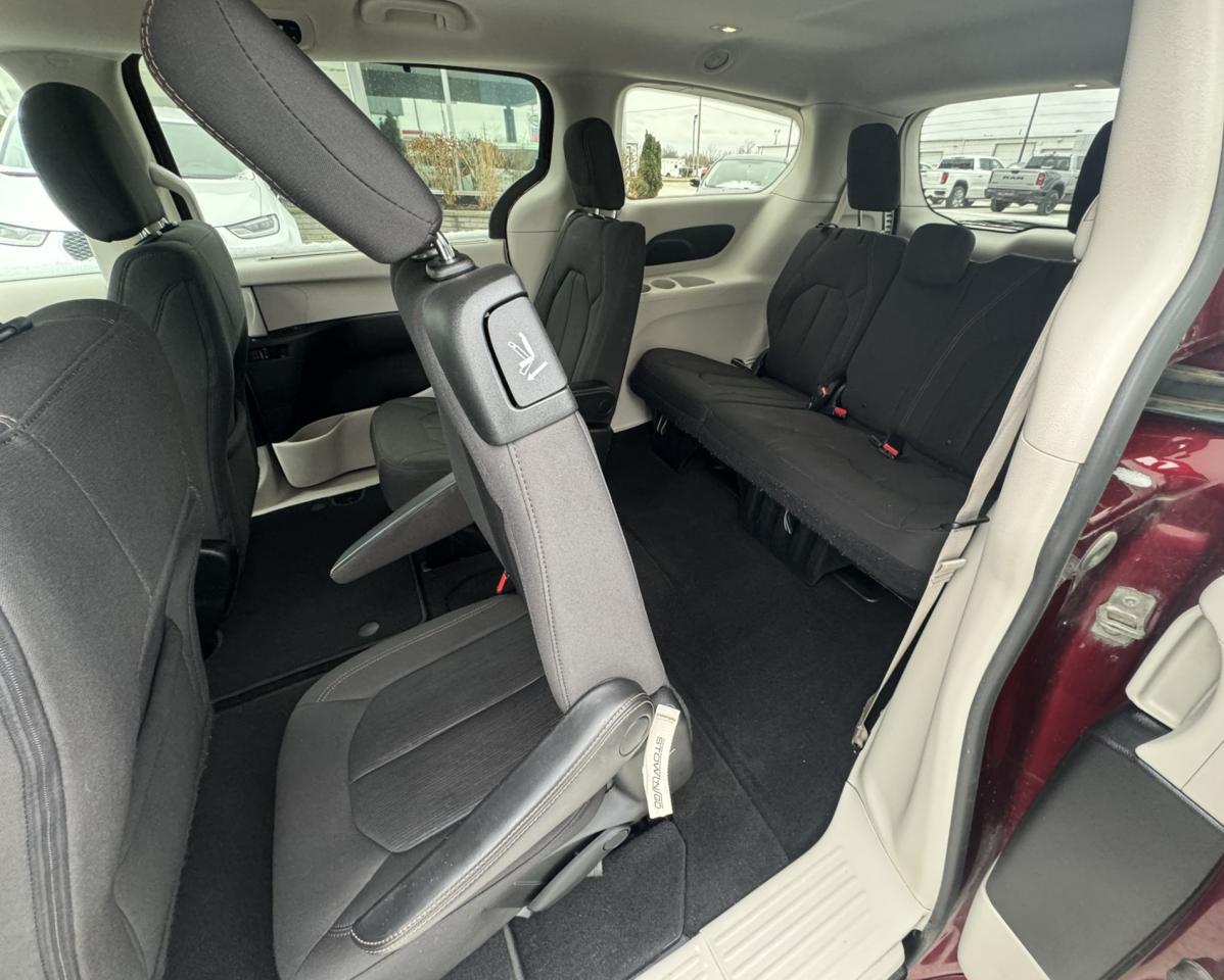 2019 Chrysler Pacifica Touring Plus 2WD Photo