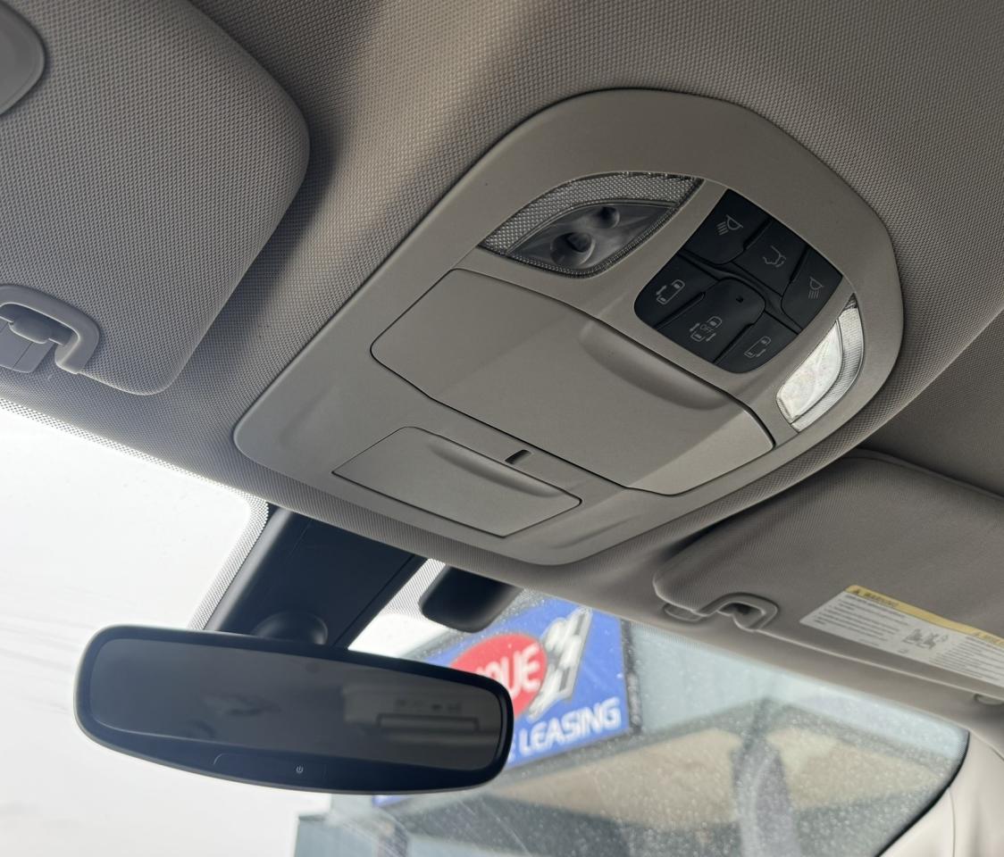 2019 Chrysler Pacifica Touring Plus 2WD Photo