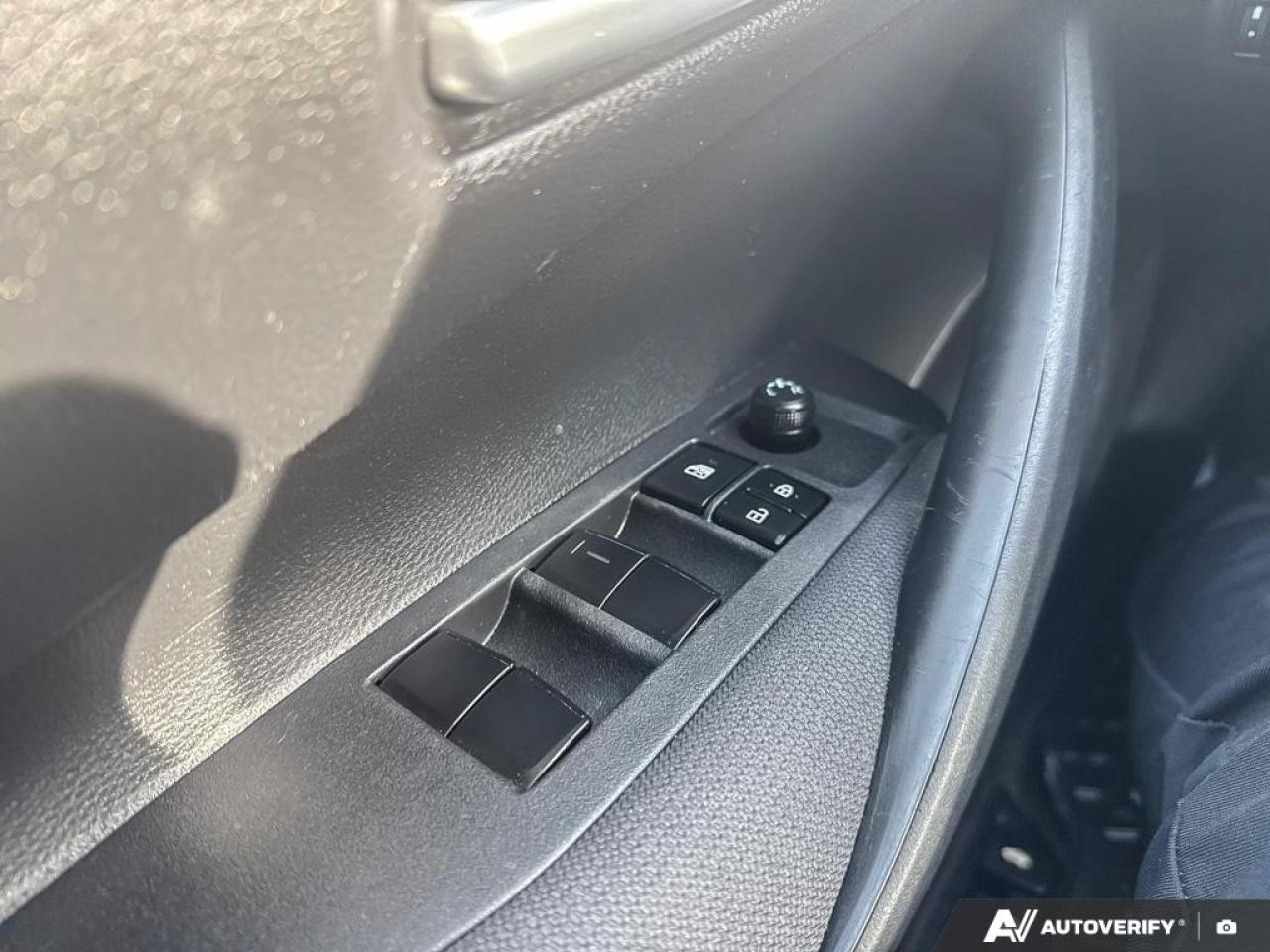 2020 Toyota Corolla LE UPGRADE / SUNROOF / ALLOY'S / ONLY 48,009 KM Photo