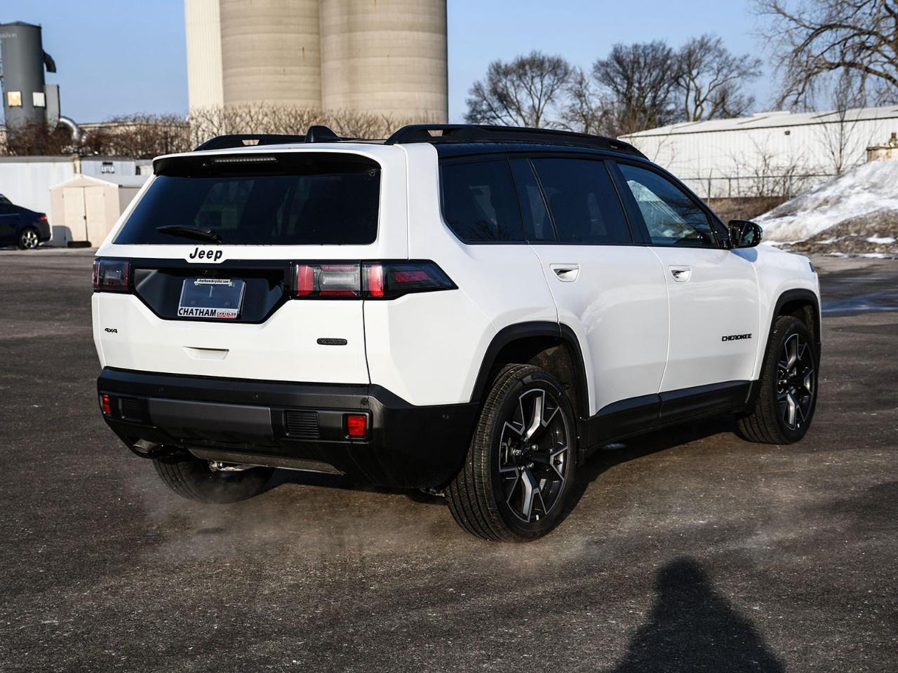 2026 Jeep Cherokee Overland 4x4 Photo