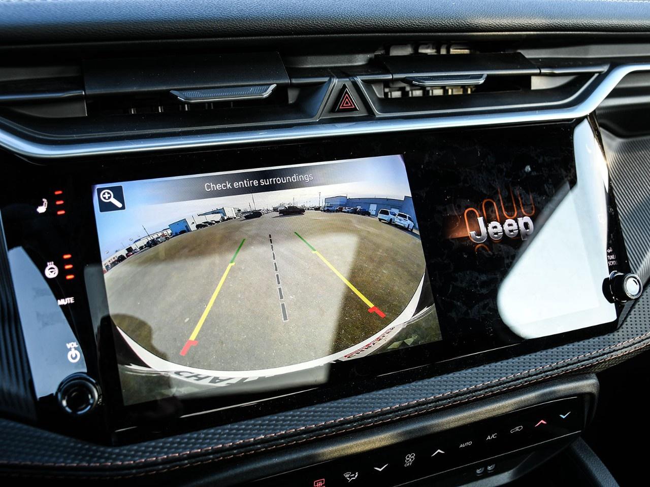 2026 Jeep Cherokee Overland 4x4 Photo