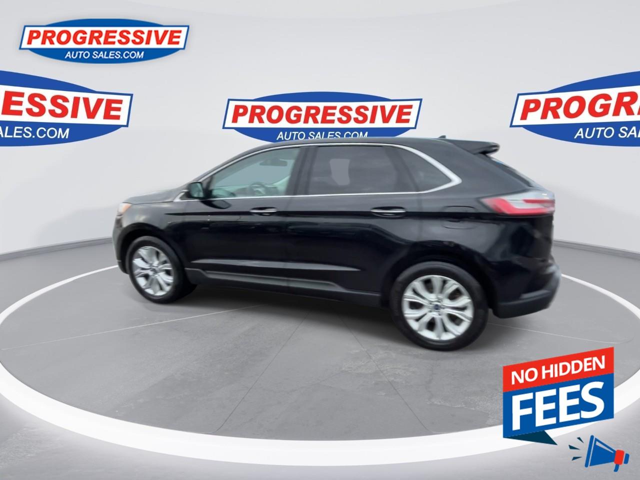 2022 Ford Edge Titanium Photo