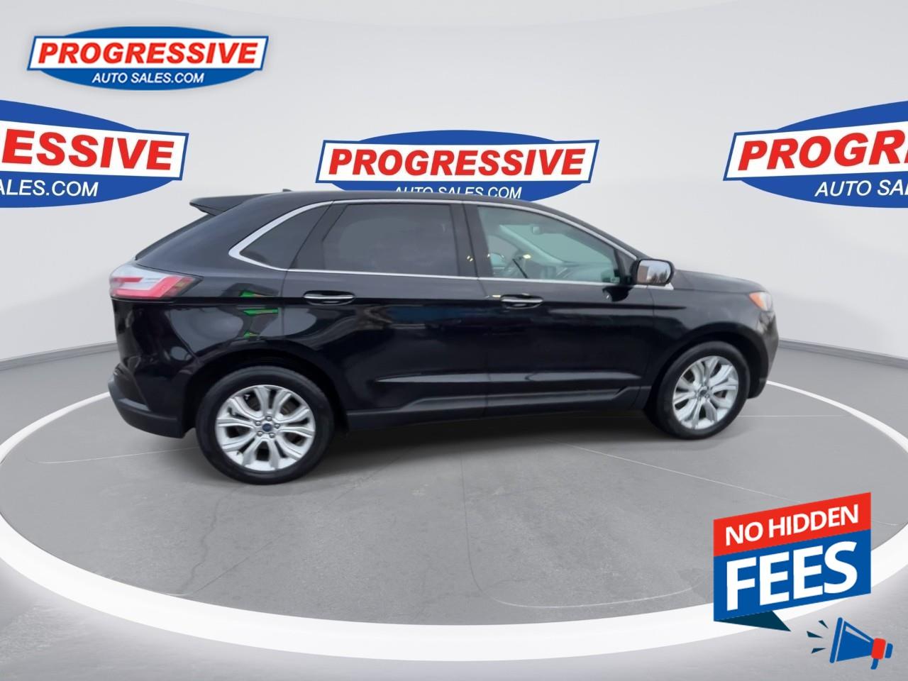 2022 Ford Edge Titanium Photo