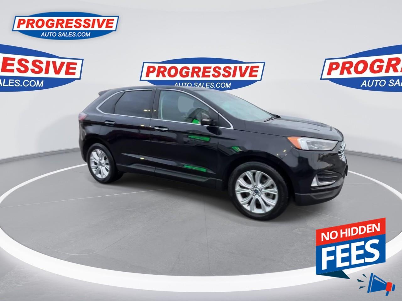 2022 Ford Edge Titanium Photo