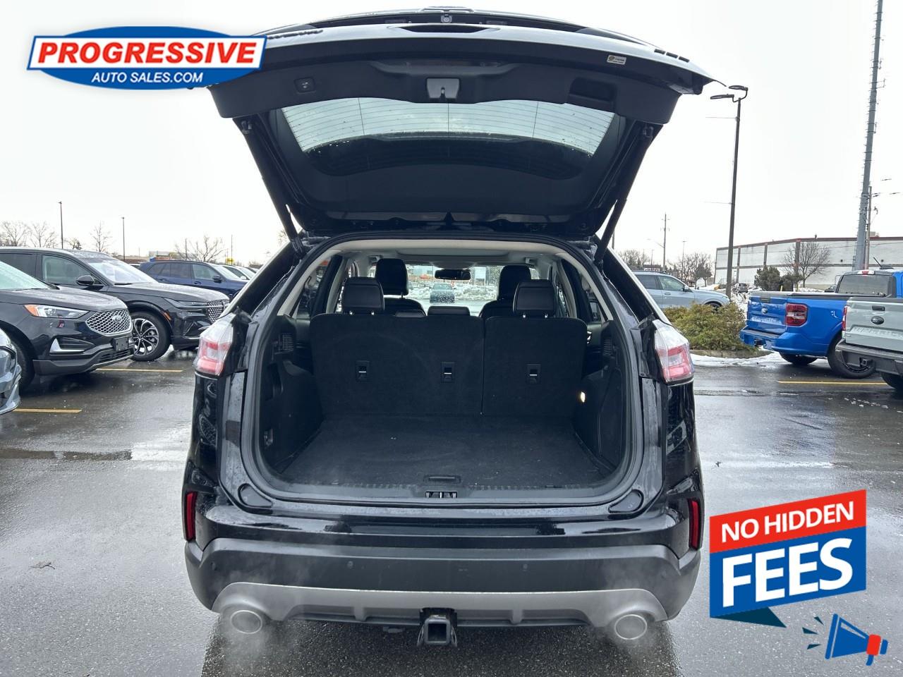 2022 Ford Edge Titanium Photo