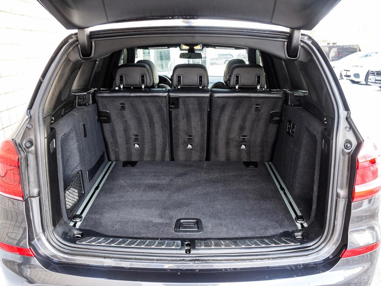 2021 BMW X3 xDrive30i Photo