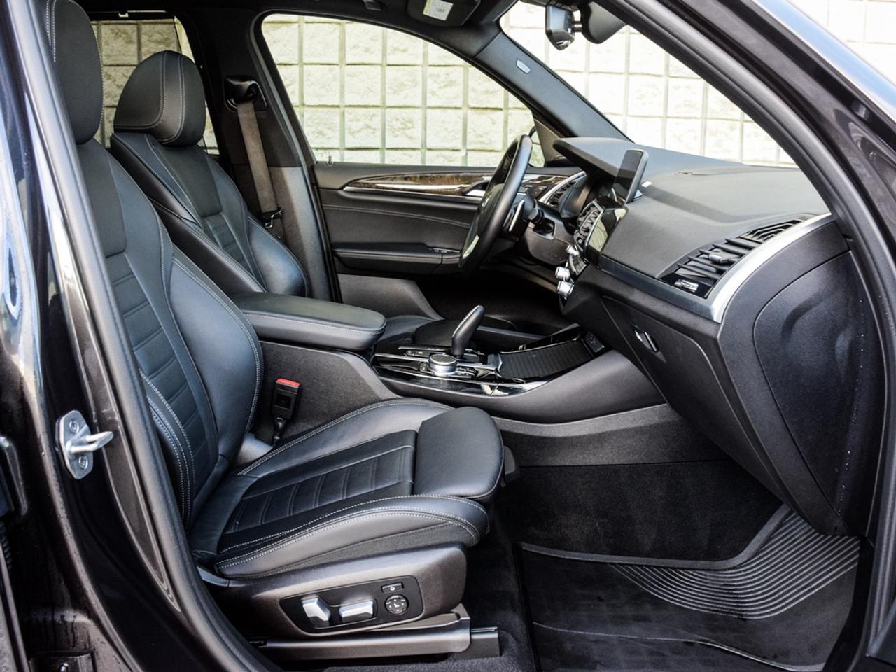 2021 BMW X3 xDrive30i Photo
