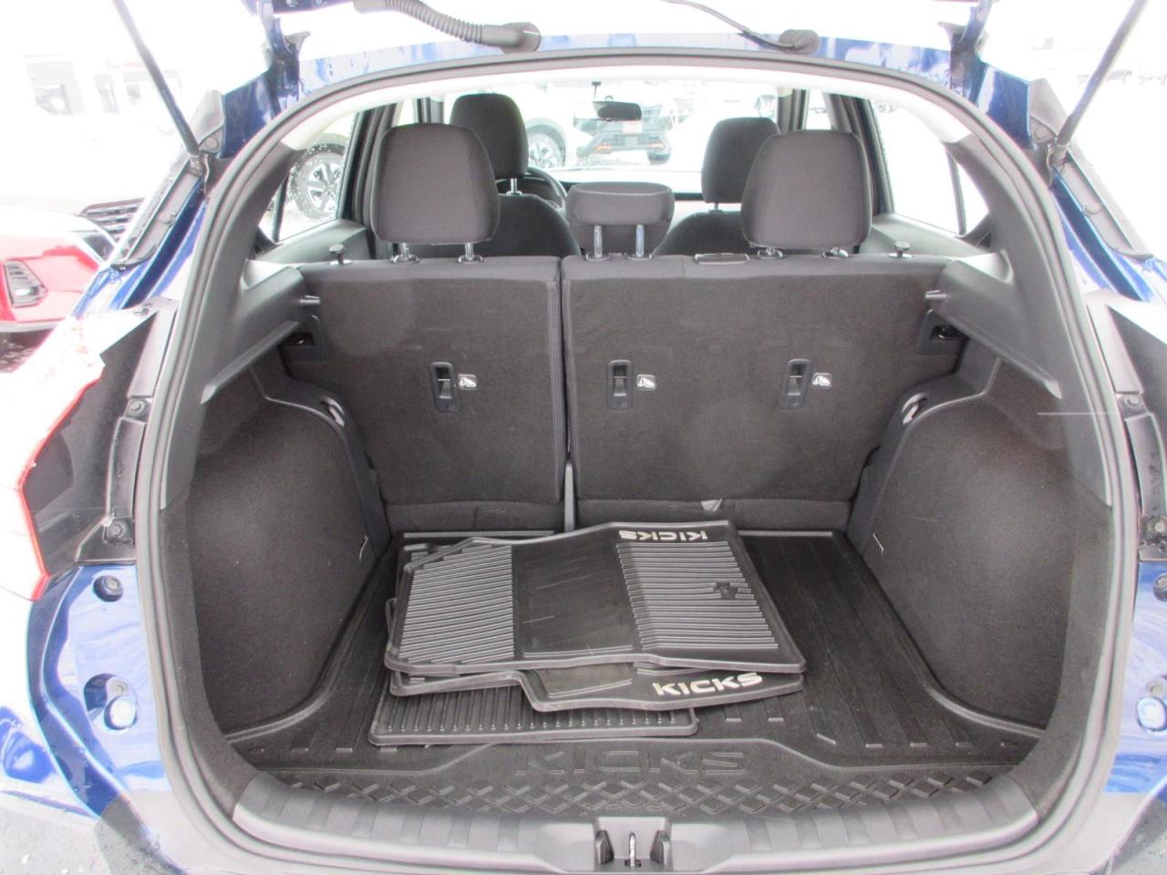 2018 Nissan Kicks  Photo4