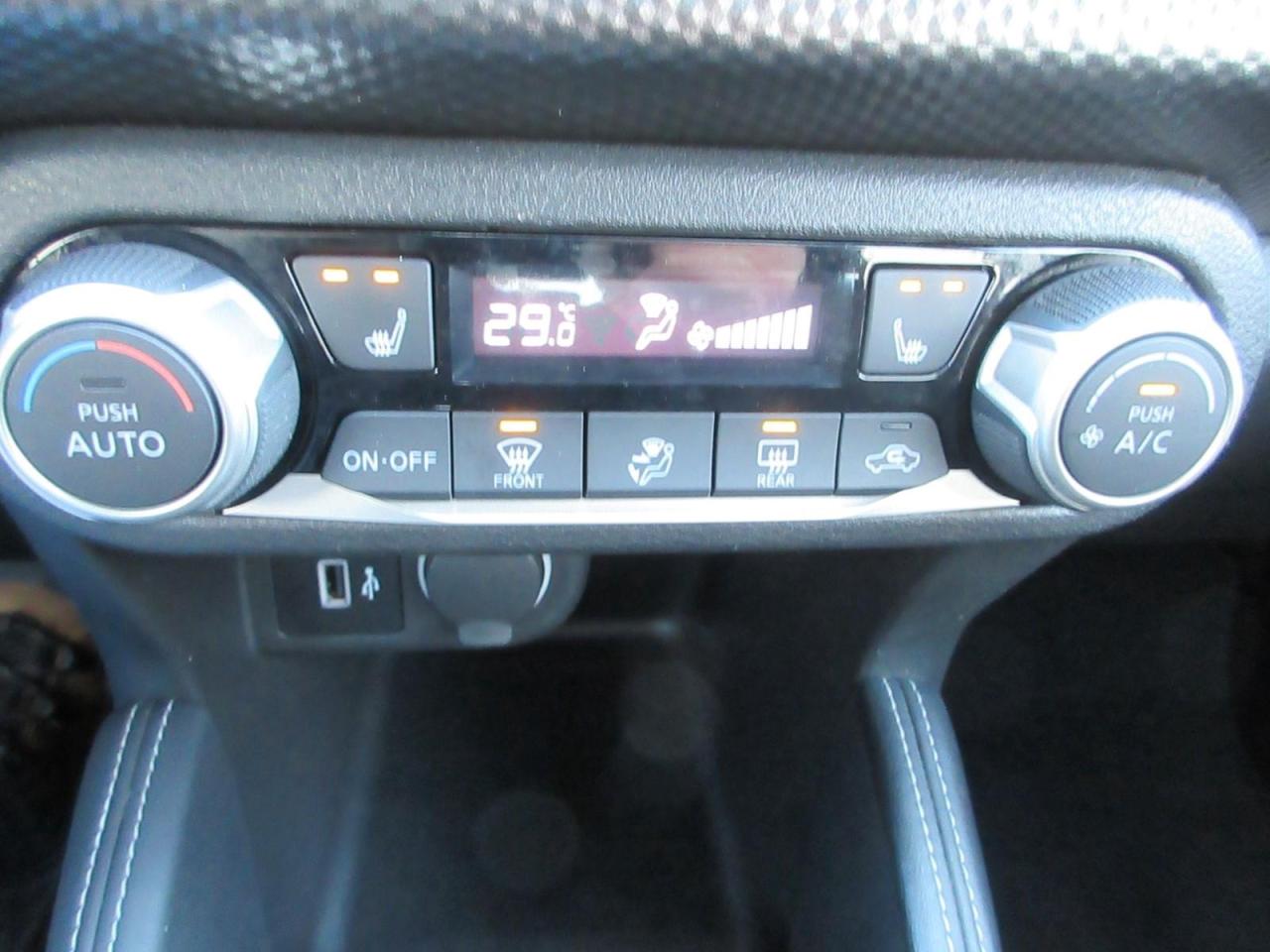 2019 Nissan Kicks  Photo