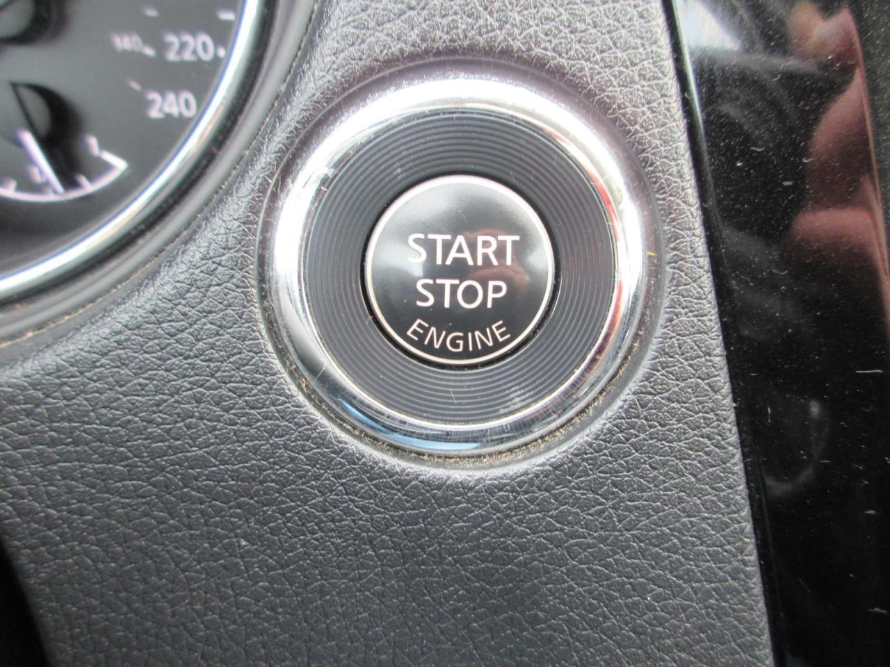 2018 Nissan Rogue  Photo