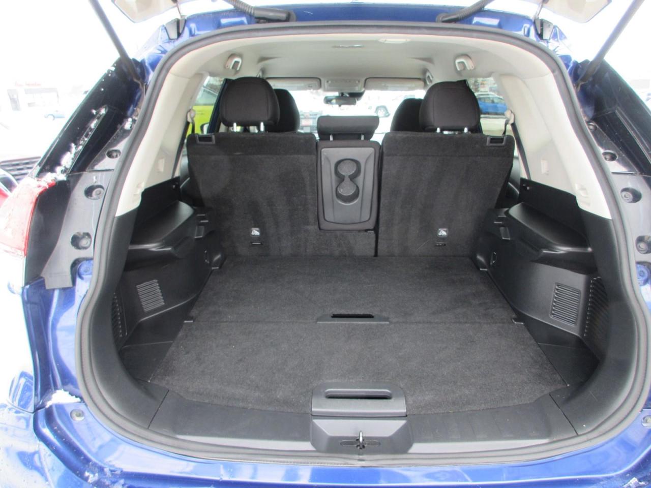 2020 Nissan Rogue  Photo4