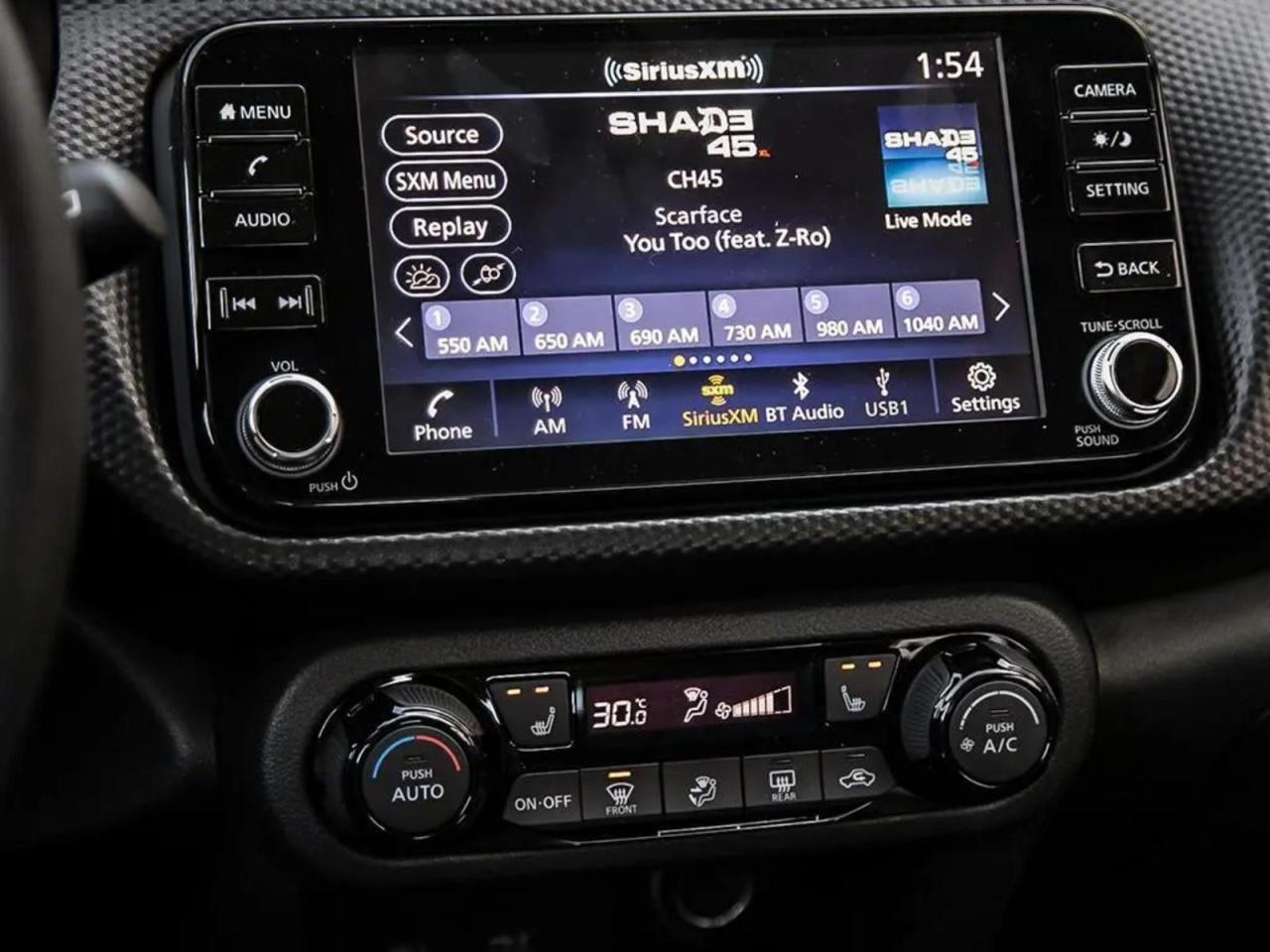 2025 Nissan Kicks Play SV Photo