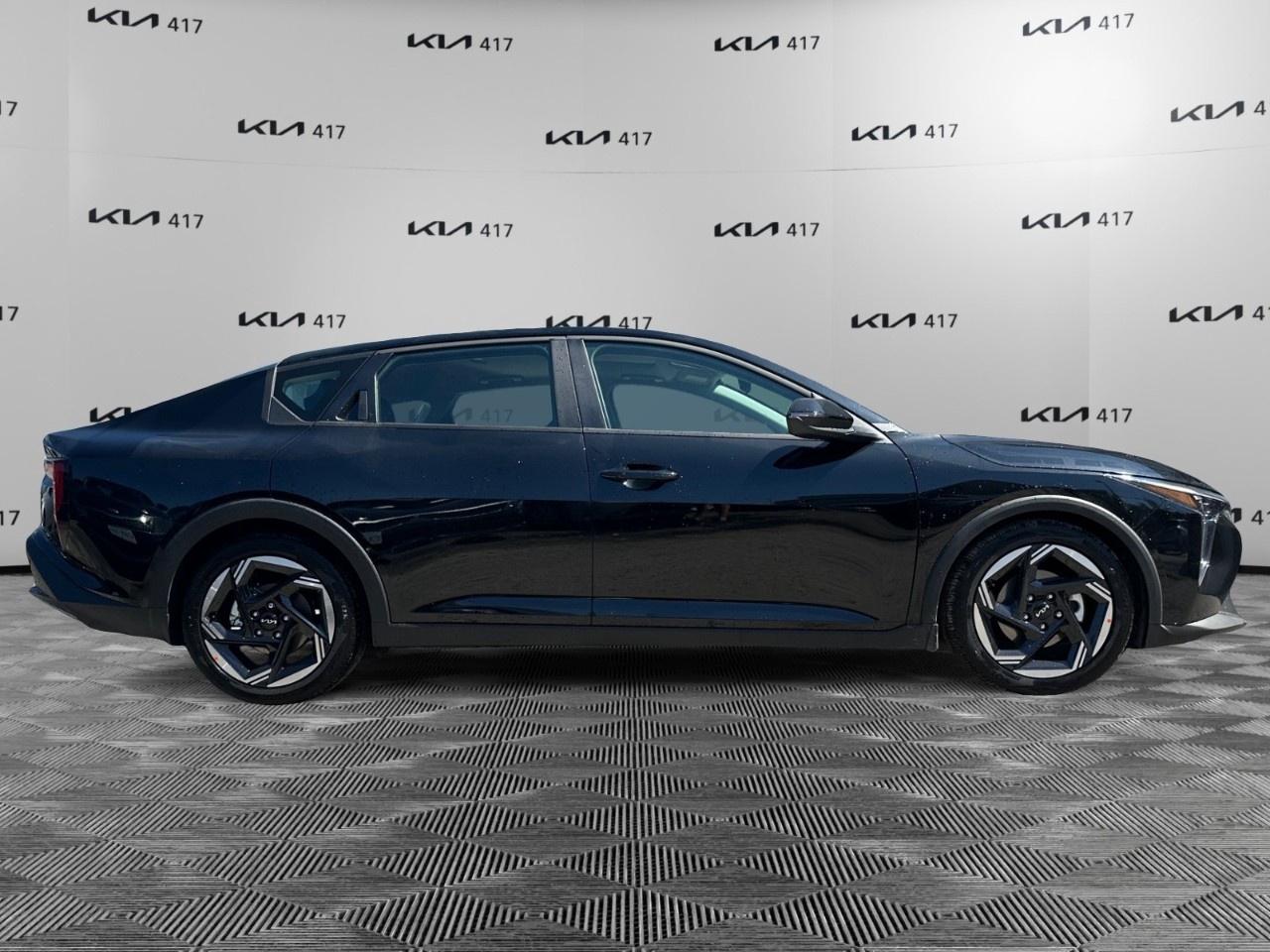 2025 Kia K4 EX  FWD Photo