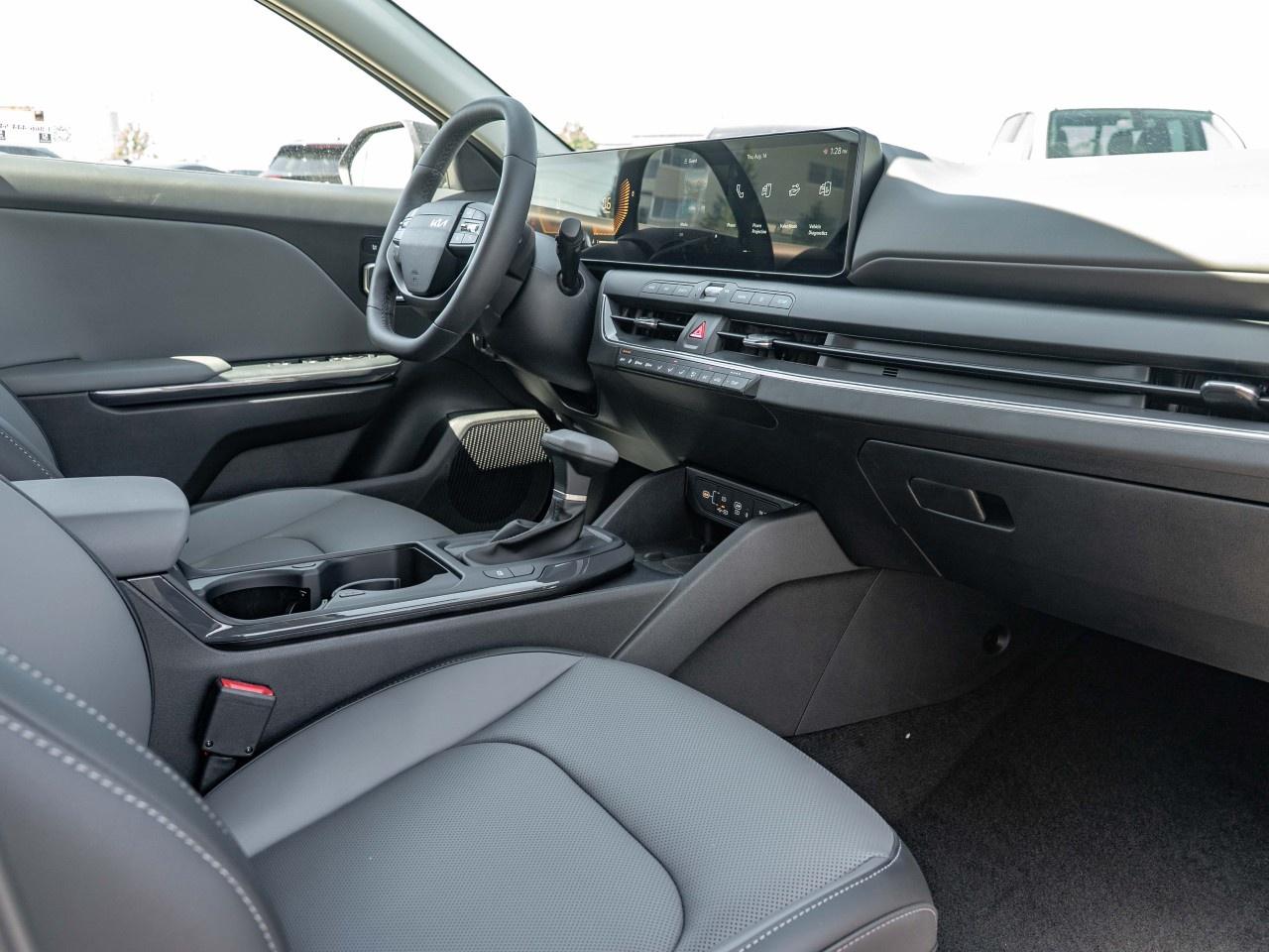 2025 Kia K4 EX  FWD Photo