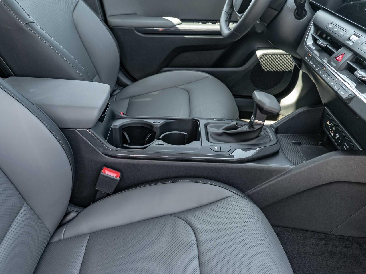 2025 Kia K4 EX  FWD Photo