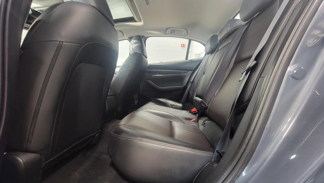 2024 Mazda MAZDA3 GT w/Turbo Photo