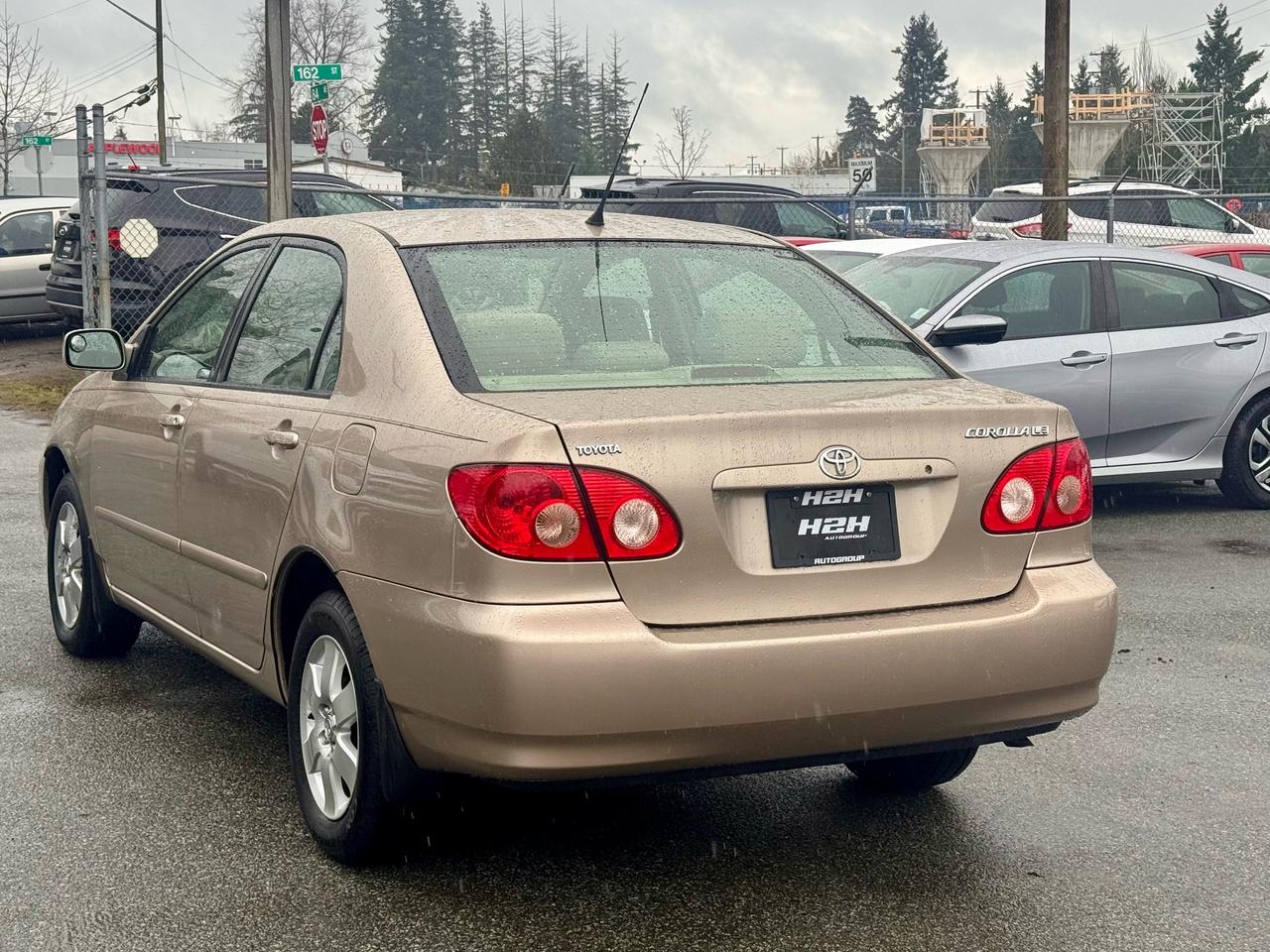 2005 Toyota Corolla CE Photo7