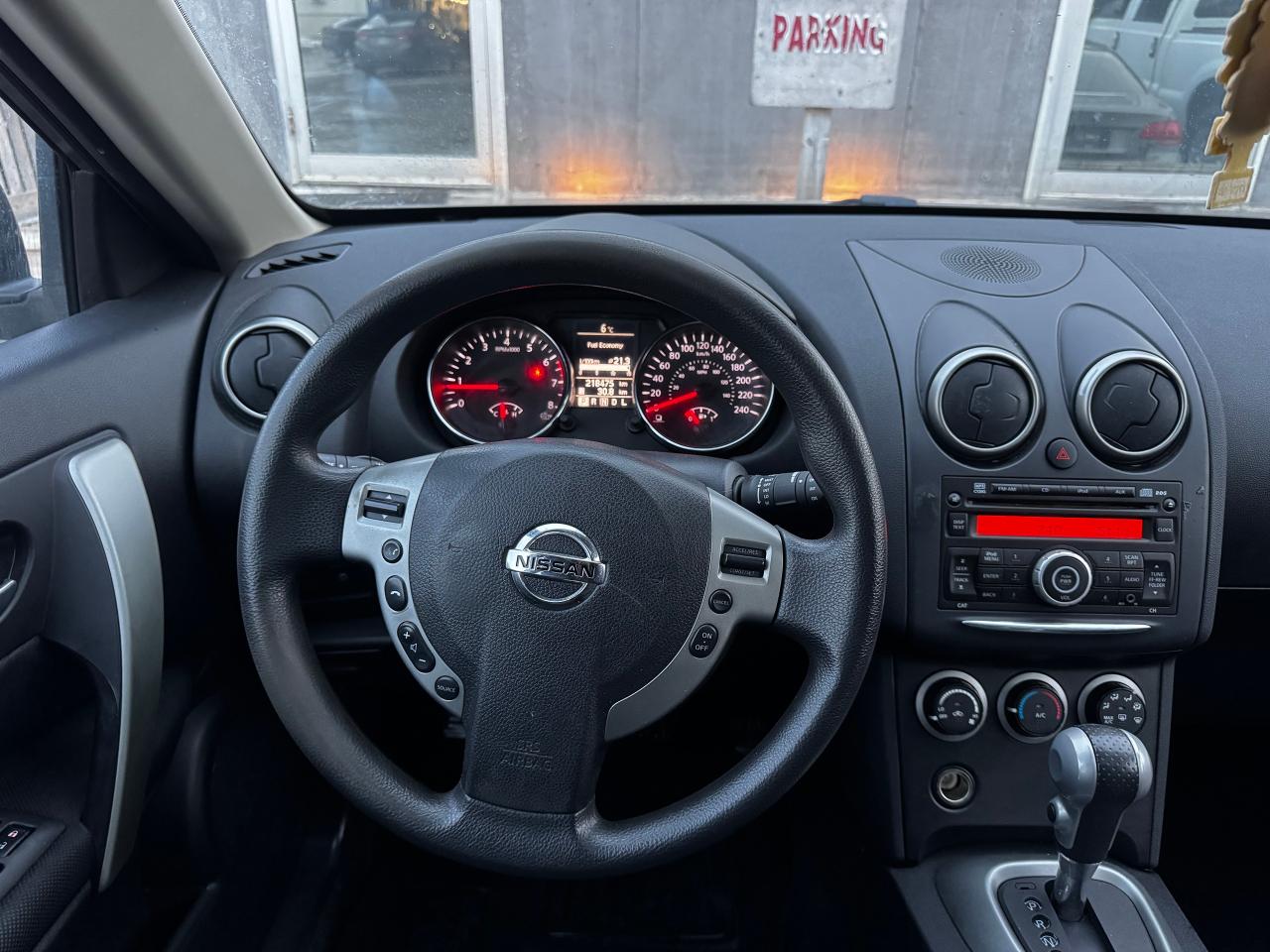 2013 Nissan Rogue SV Photo