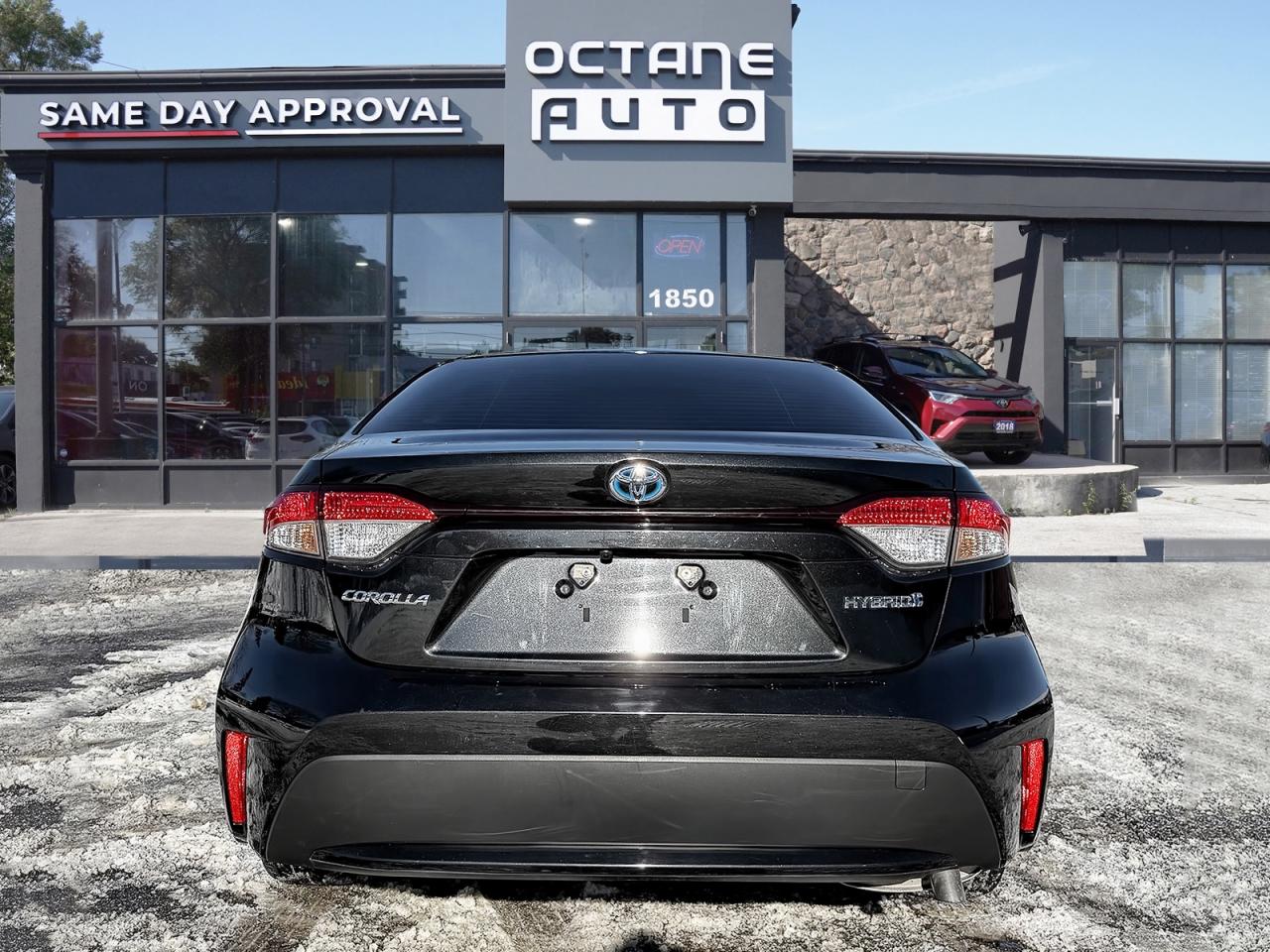 2022 Toyota Corolla Hybrid Photo