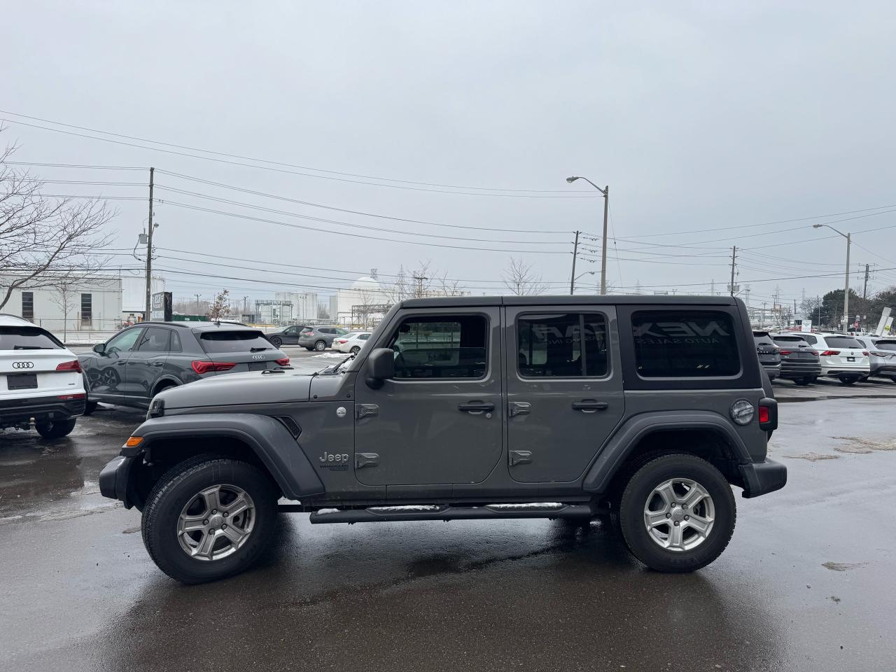 2019 Jeep Wrangler Sport S 4WD AUTO  A/CARPLAY BACKUP CAMERA TOW HOOK Photo3