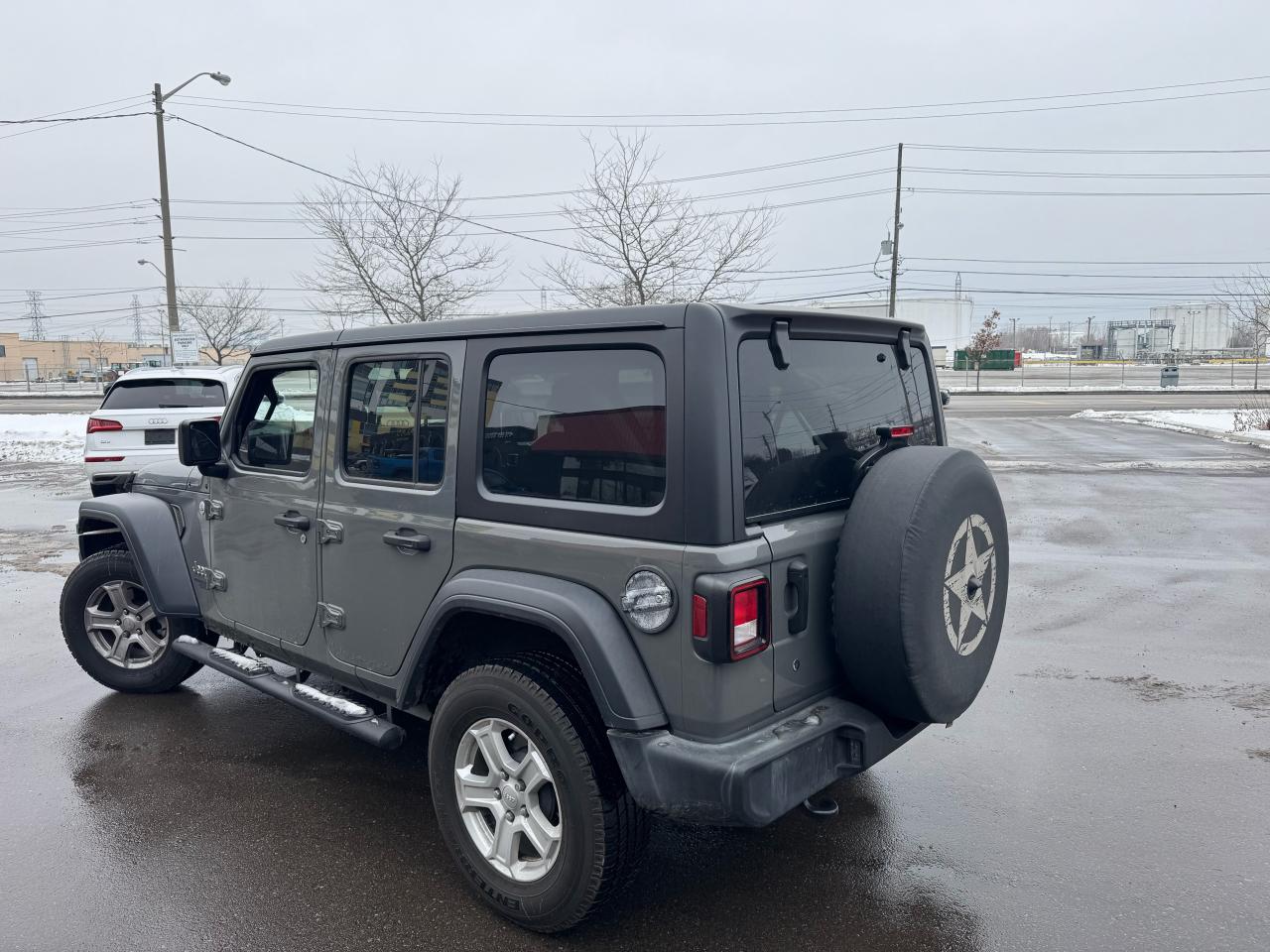 2019 Jeep Wrangler Sport S 4WD AUTO  A/CARPLAY BACKUP CAMERA TOW HOOK Photo4