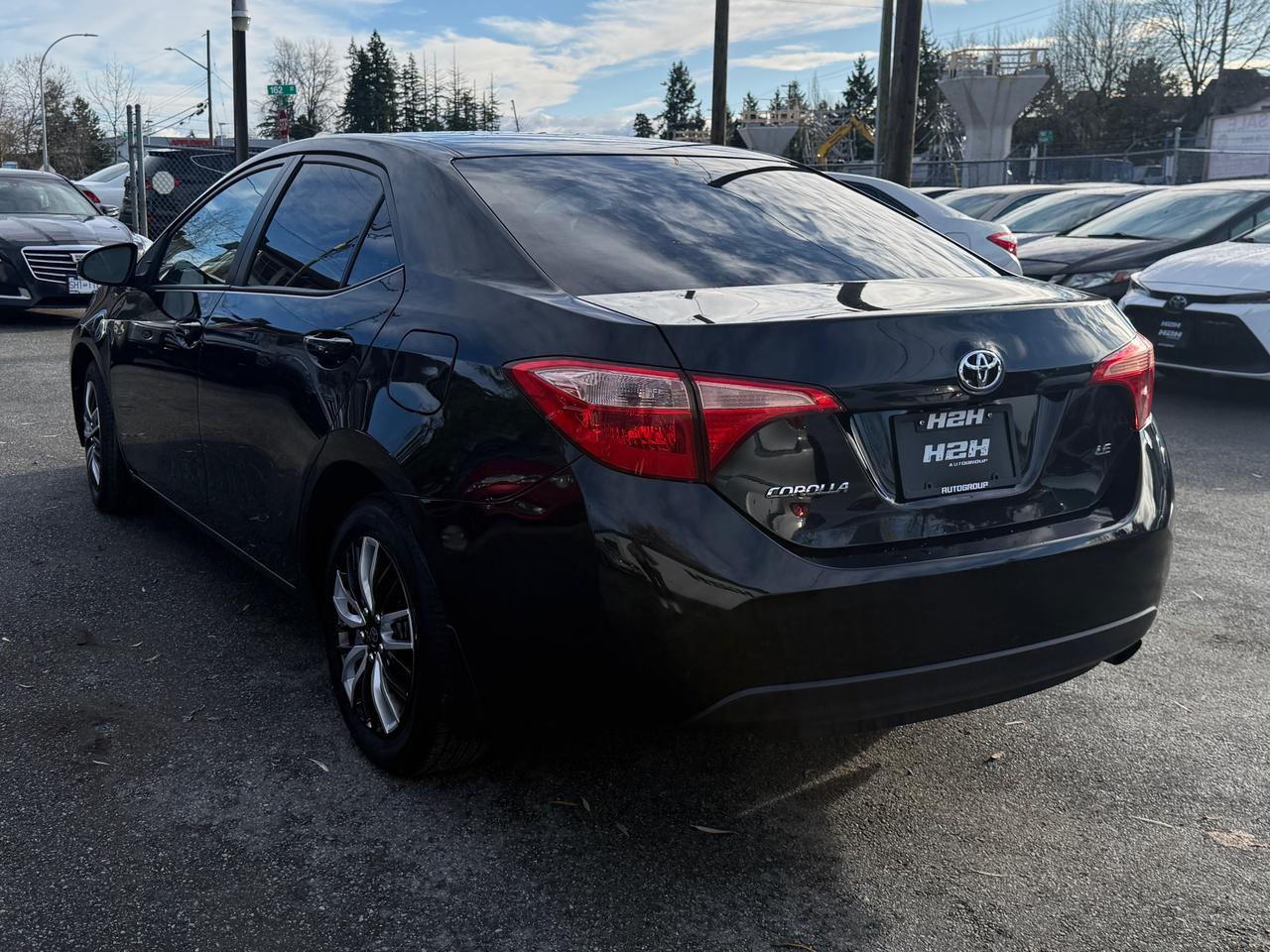 2017 Toyota Corolla FINANCING AVAILABLE Photo7