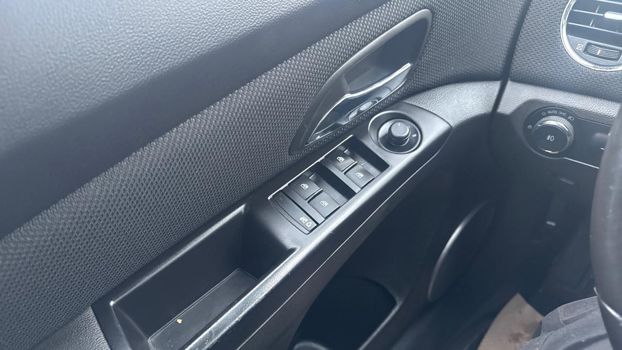 2012 Chevrolet Cruze LTZ Turbo w/1SA Photo