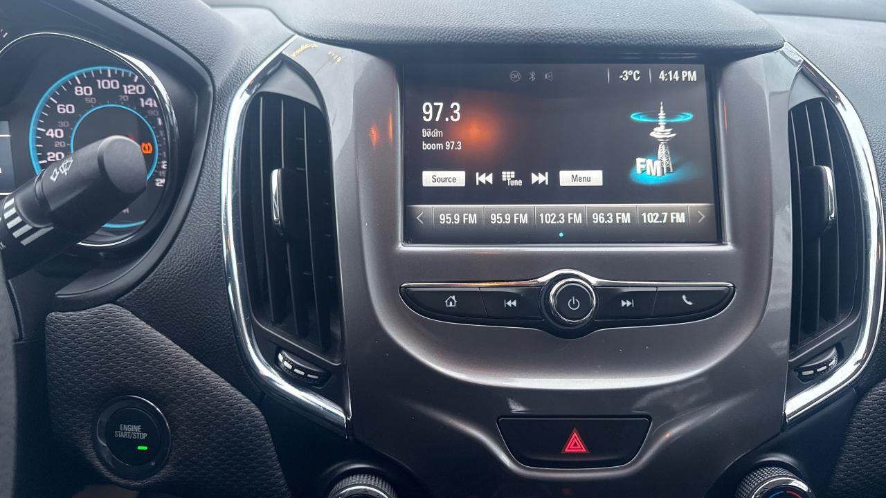 2016 Chevrolet Cruze LT Photo