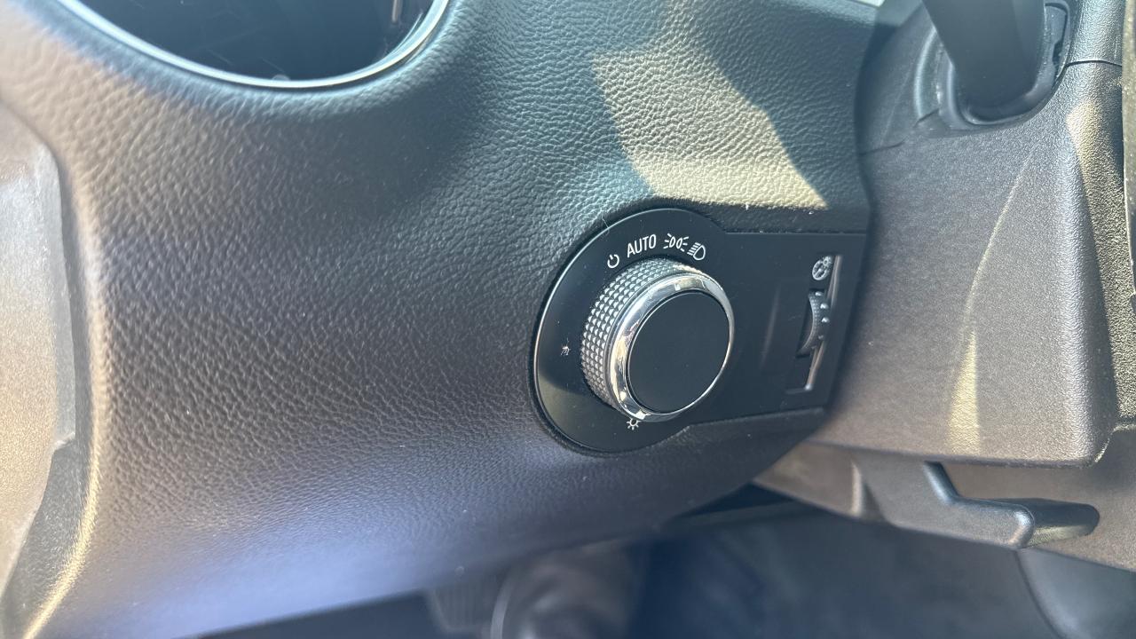 2011 Chevrolet Camaro 2LT Photo