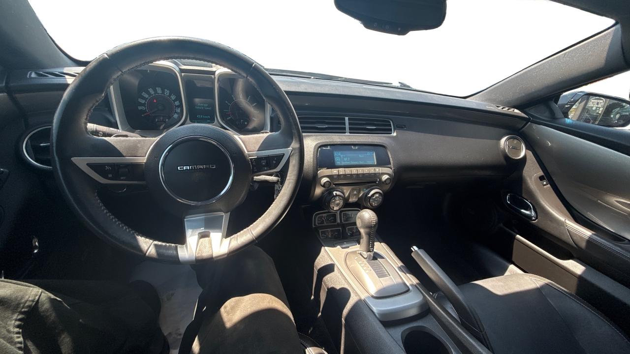 2011 Chevrolet Camaro 2LT Photo